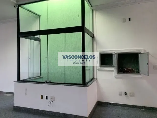 Prédio com 338m², à venda ou para alugar, no bairro Jardim Satélite em São José dos Campos