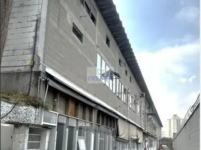 Prédio com 2500m², para alugar, no bairro Anchieta em São Bernardo do Campo