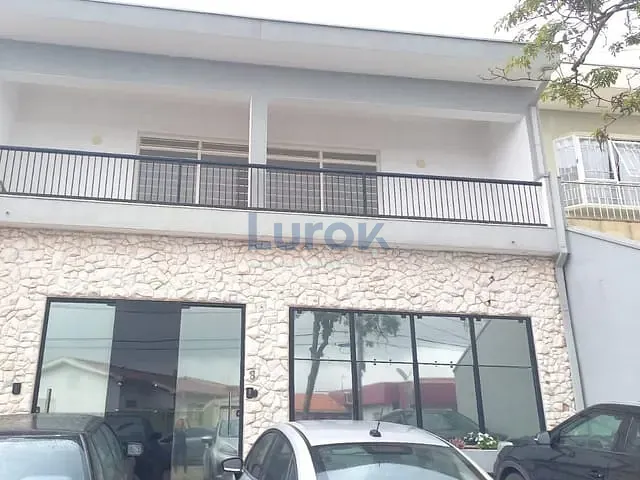 Prédio com 300m², à venda ou para alugar, no bairro Vila Embaré em Valinhos
