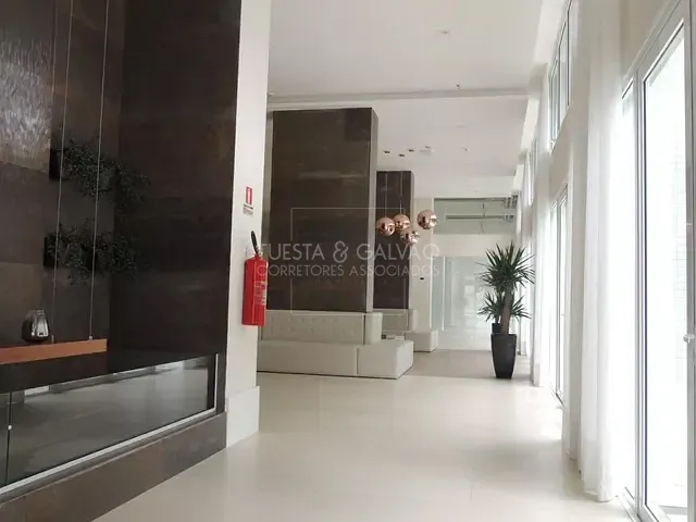 Prédio com 55m², à venda, no bairro Vila Izabel em Curitiba