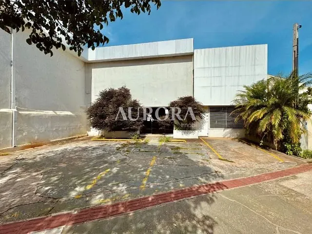 Prédio com 200m², para alugar, no bairro Ipiranga em Londrina
