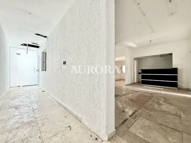 Prédio com 200m², para alugar, no bairro Ipiranga em Londrina