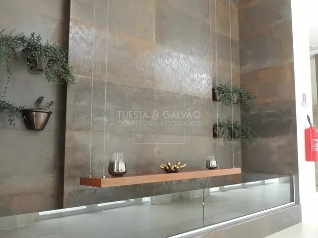 Prédio com 40m², para alugar, no bairro Vila Izabel em Curitiba