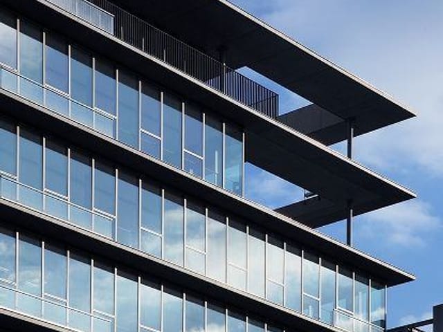 Foto do Prédio - Centro Cívico, Prédio Inteiro, comercial, elevadores de última geração, 47 vagas, à venda, Curitiba, PR | Imobiliária GreenVille