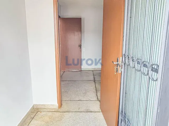 Prédio para alugar, no bairro Jardim Santo Antônio em Valinhos