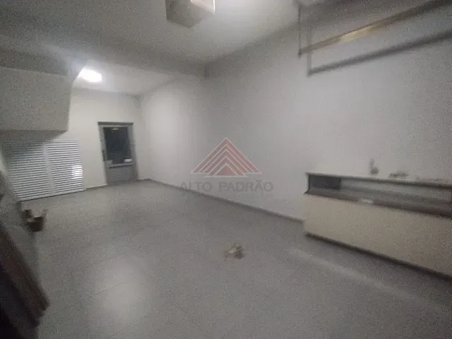 Prédio com 210m², para alugar, no bairro Matriz em Mauá