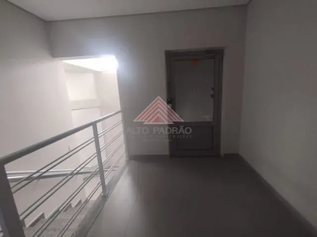 Prédio com 210m², para alugar, no bairro Matriz em Mauá
