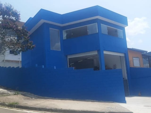 Prédio com 246m², à venda, no bairro Portais (Polvilho) em Cajamar