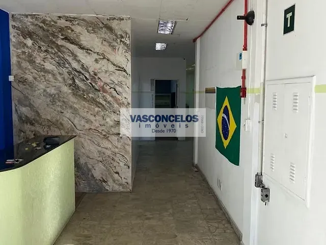 Casa com 376m², para alugar, no bairro Centro em São José dos Campos
