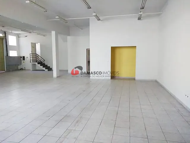 Prédio com 726m², para alugar, no bairro Barcelona em São Caetano do Sul