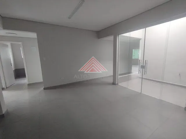 Prédio com 210m², para alugar, no bairro Matriz em Mauá