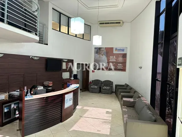 Prédio com 880m², à venda ou para alugar, no bairro Boa Vista em Londrina