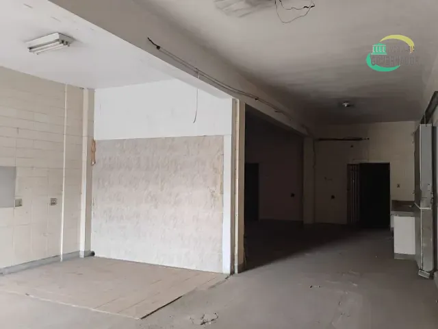 Prédio com 251m², à venda ou para alugar, no bairro Jardim Eulina em Campinas