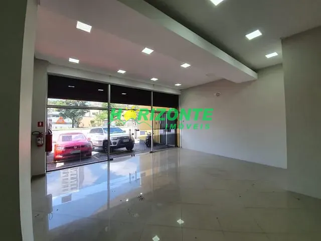 Prédio com 360m², à venda, no bairro Centro em Jacareí