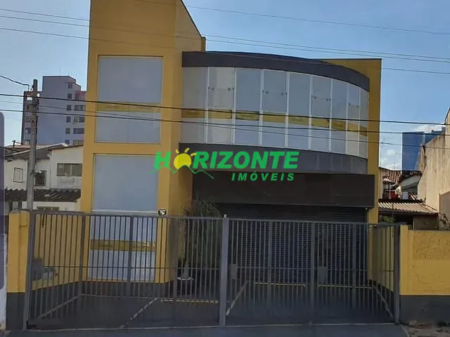 Prédio com 360m², à venda, no bairro Centro em Jacareí