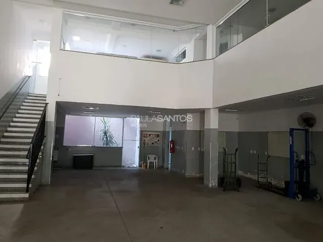 Prédio com 280m², à venda ou para alugar, no bairro Vila Trujillo em Sorocaba
