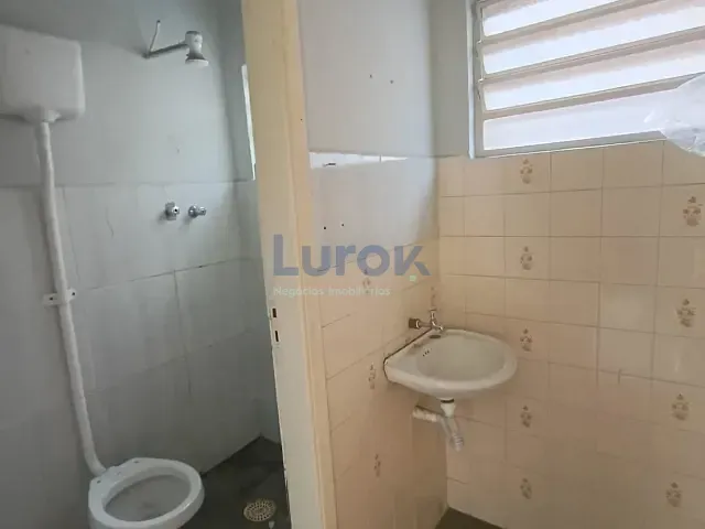 Prédio com 430m², à venda ou para alugar, no bairro Vila Pagano em Valinhos