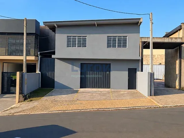 Prédio com 430m², à venda ou para alugar, no bairro Vila Pagano em Valinhos