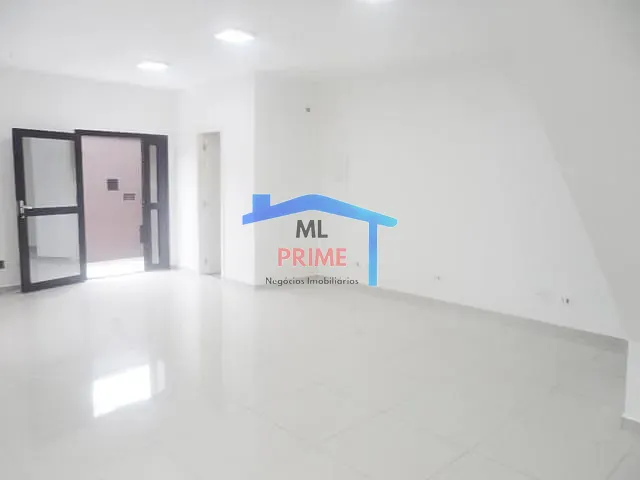 Prédio à venda, no bairro Vila Zelina em São Paulo