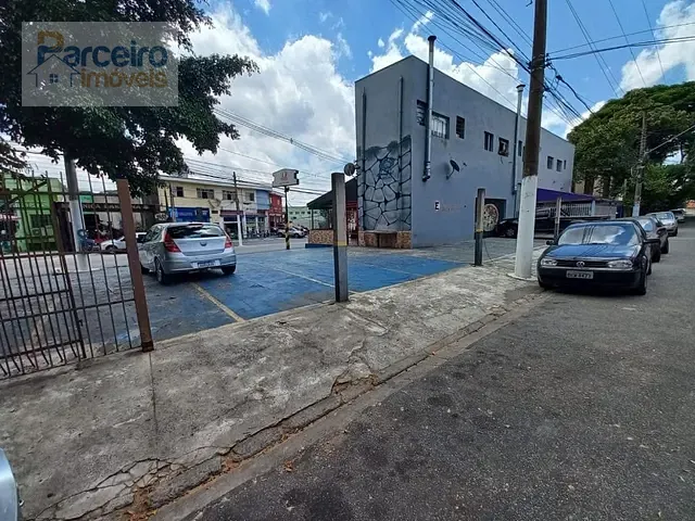 Prédio com 453m², à venda, no bairro ITAQUERA em São Paulo