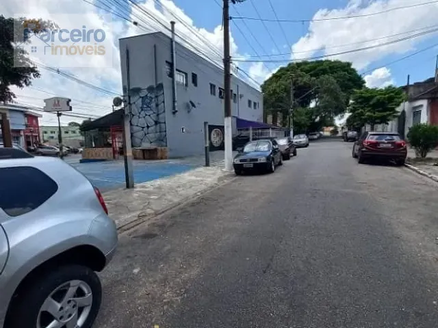 Prédio com 453m², à venda, no bairro ITAQUERA em São Paulo