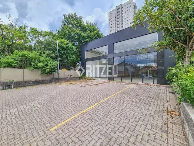 Prédio com 670m², à venda, no bairro Pátria Nova em Novo Hamburgo