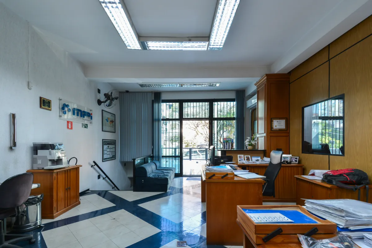 Casa comercial para venda em Paraíso, 750m²