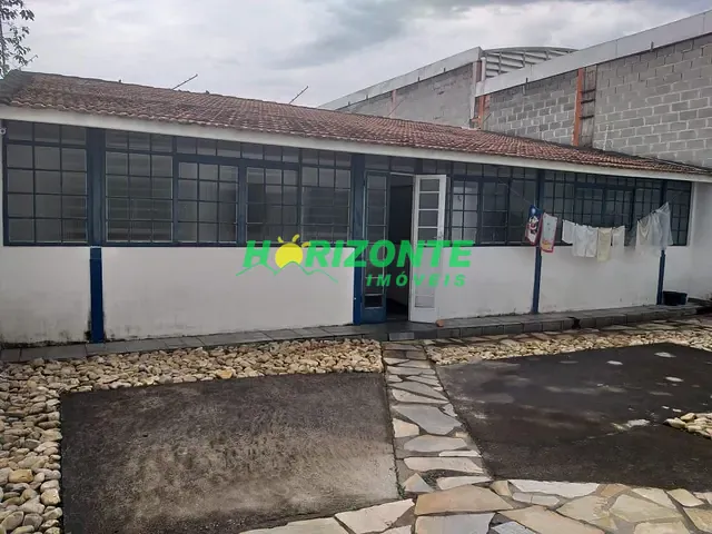 Prédio com 450m², à venda ou para alugar, no bairro Chácaras Reunidas em São José dos Campos