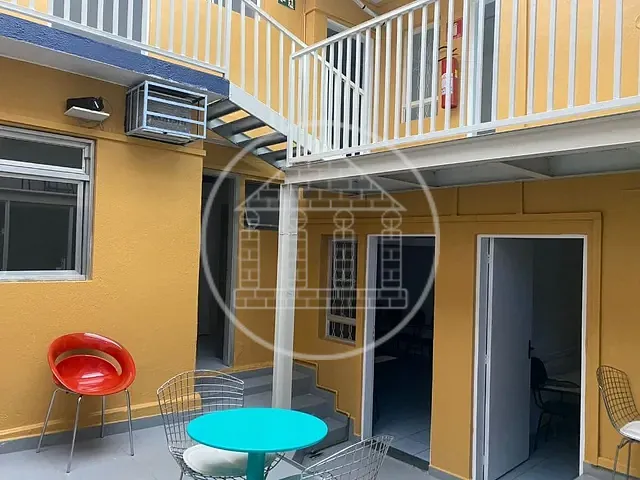 Prédio com 250m², à venda ou para alugar, no bairro Parque Brasil em São Paulo