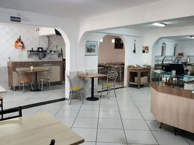 Prédio com 280m², à venda, no bairro Tarumã em Curitiba