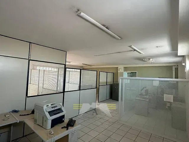 Prédio com 566m², para alugar, no bairro Penha em São Paulo