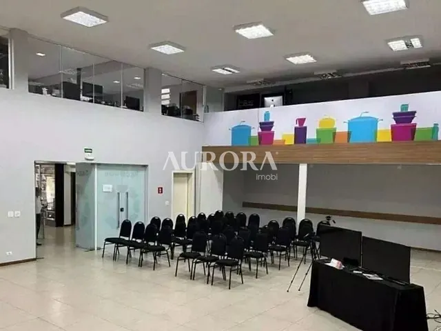 Prédio com 421m², à venda, no bairro Jardim Shangri-Lá A em Londrina