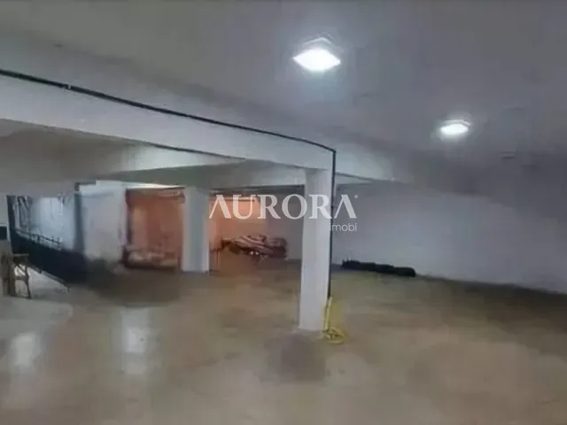 Prédio com 421m², à venda, no bairro Jardim Shangri-Lá A em Londrina