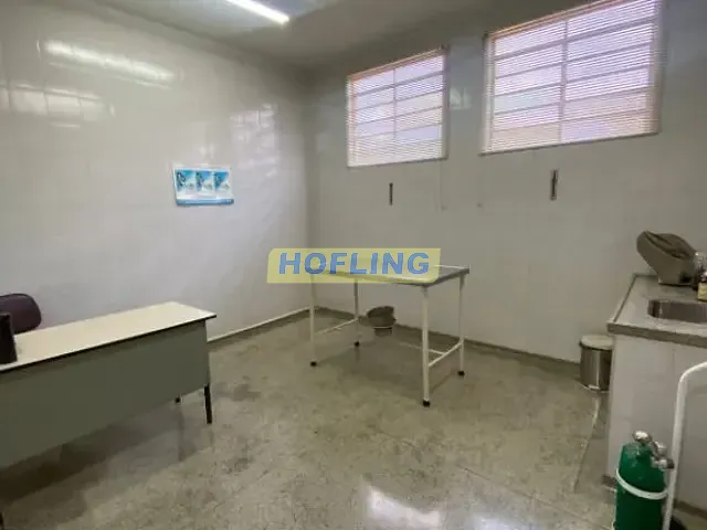 Prédio com 600m², à venda, no bairro Jardim Santa Maria em Rio Claro