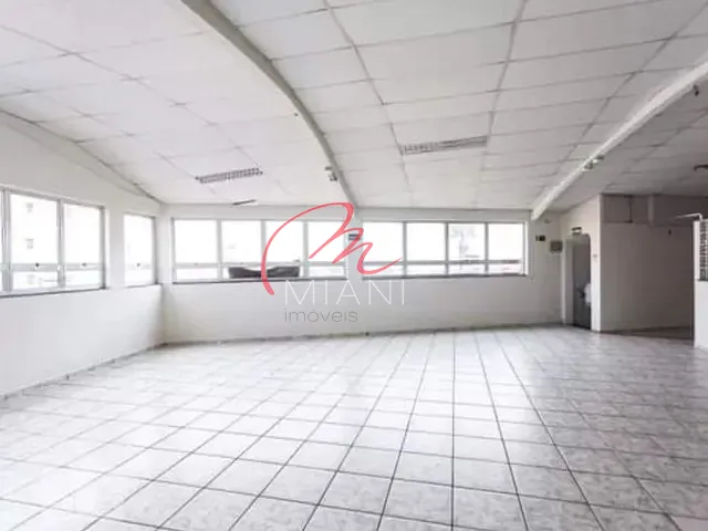 Prédio à venda ou para alugar, no bairro Santo Antônio em Osasco