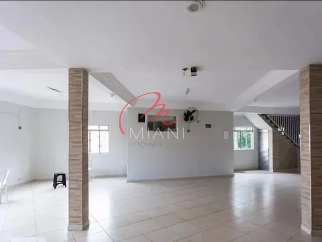 Prédio à venda ou para alugar, no bairro Santo Antônio em Osasco