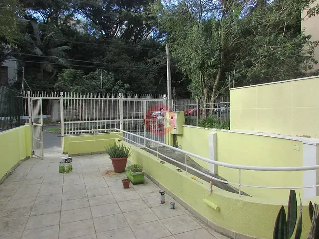Prédio com 214m², à venda, no bairro Rio Branco em Porto Alegre