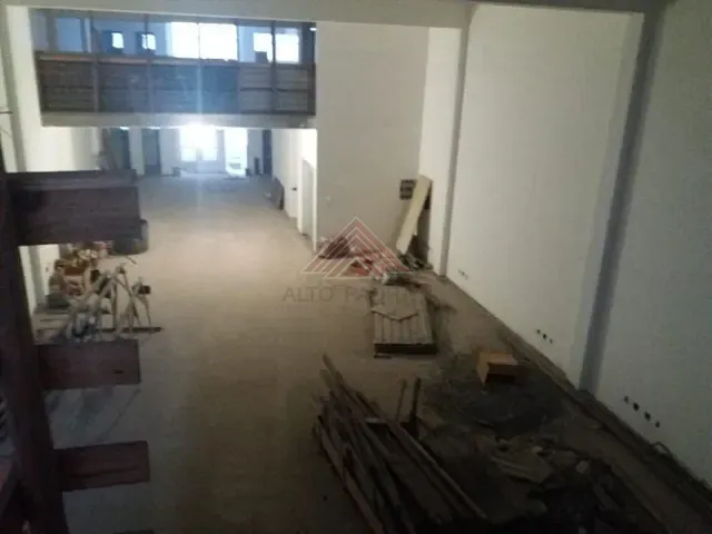 Prédio com 1041m², para alugar, no bairro Matriz em Mauá