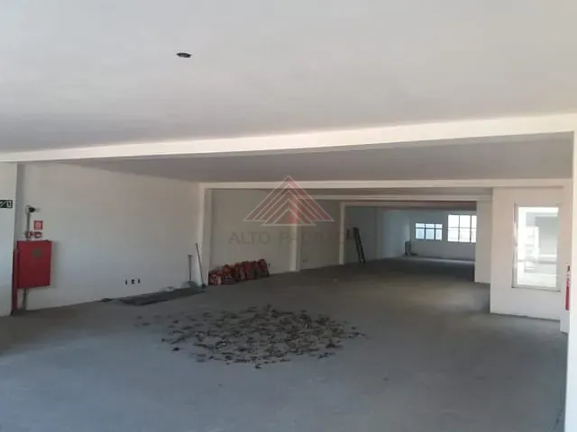 Prédio com 1041m², para alugar, no bairro Matriz em Mauá