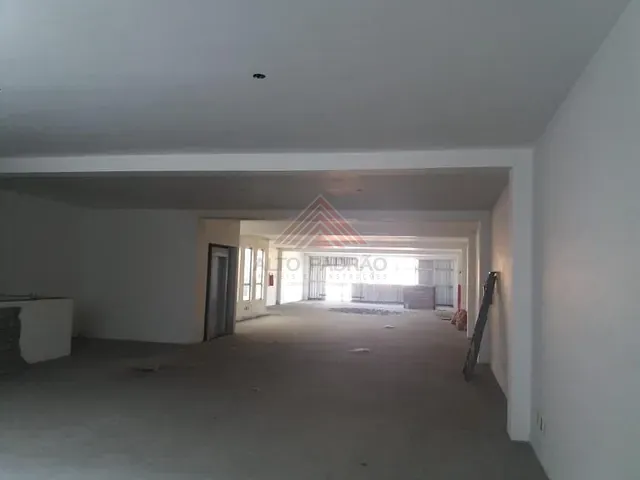 Prédio com 1041m², para alugar, no bairro Matriz em Mauá