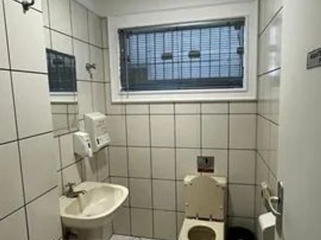 Prédio com 440m², para alugar, no bairro Vila Romana em São Paulo