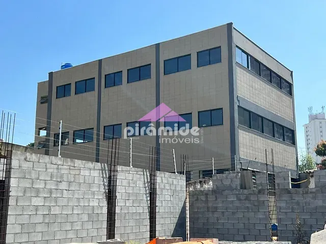 Prédio com 860m², para alugar, no bairro Jardim São Dimas em São José dos Campos