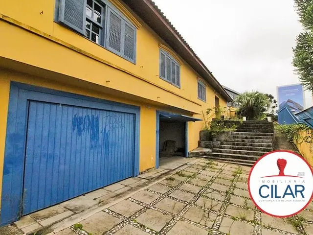 Prédio 4 quartos e 2 banheiros, para alugar, no bairro Bigorrilho em Curitiba