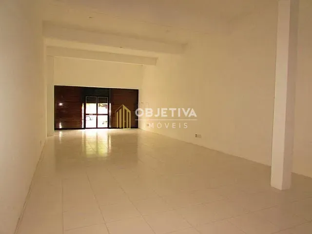Prédio com 400m², para alugar, no bairro Menino Deus em Porto Alegre