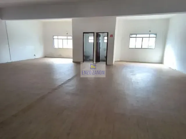 Prédio com 200m², para alugar, no bairro Jardim do Mar em São Bernardo do Campo