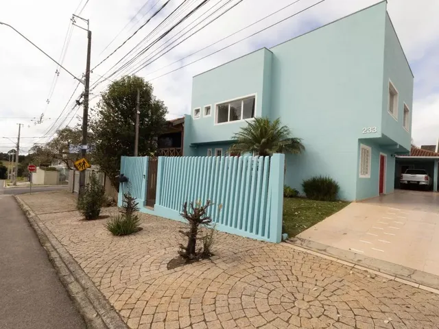 Casa 3 quartos e 4 banheiros, à venda, no bairro Santa Felicidade em Curitiba
