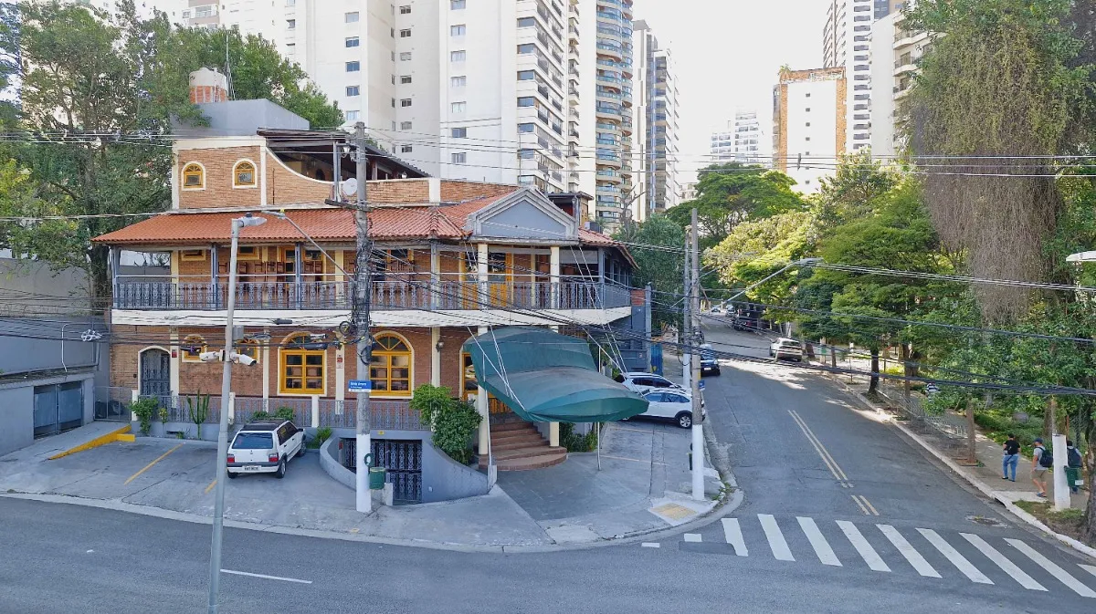 Casa comercial para venda em Brooklin, 1,368m²