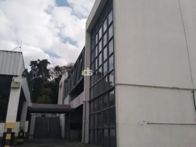 Prédio à venda ou para alugar, no bairro Lapa em São Paulo