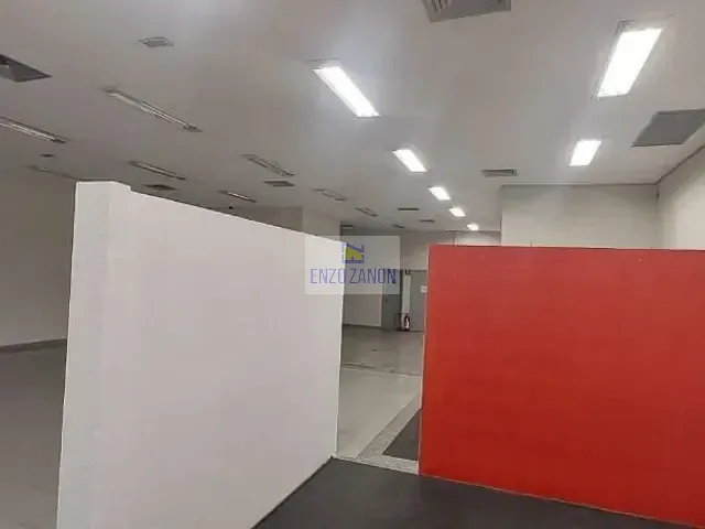 Prédio com 300m², para alugar, no bairro Planalto em São Bernardo do Campo
