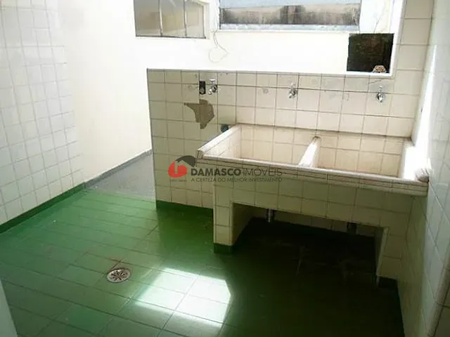 Prédio com 1000m², para alugar, no bairro Fundação em São Caetano do Sul